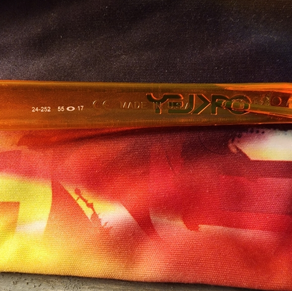 Oakley Acid Rain Orange Frogskins - Picture 2 of 8